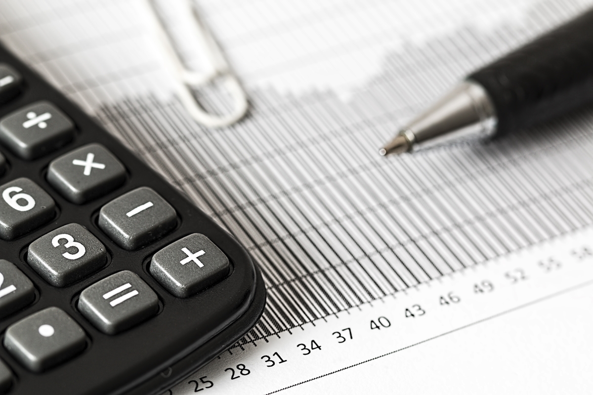 writing-work-pen-money-office-business-489765-pxhere-com