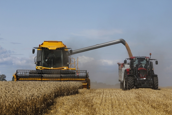 Sklizeci-mlaticka-SAMPO-Rosenlew-Comia-2-C10