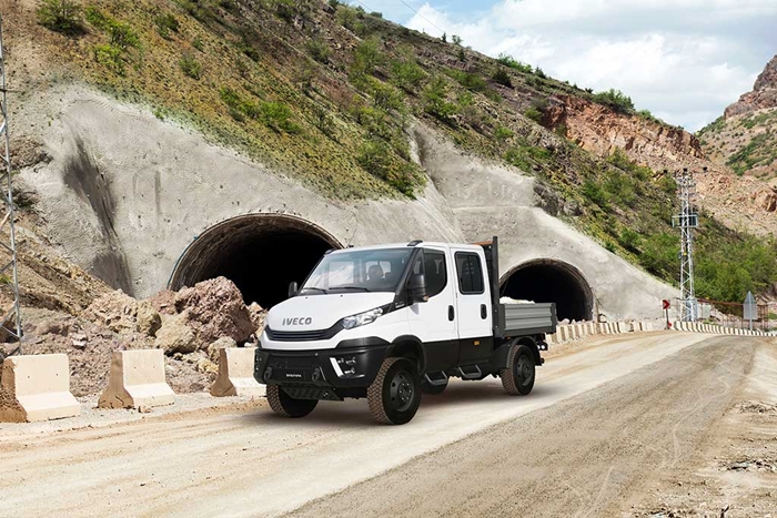Iveco_daily_4x4_4.jpg