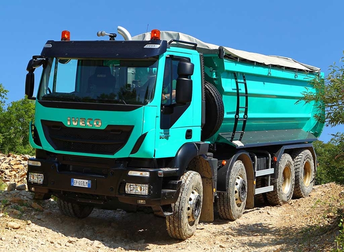 Iveco-trakker-10-2739.jpg