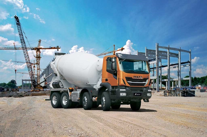 Iveco-Stralis_X_WAY_domichavac.jpg