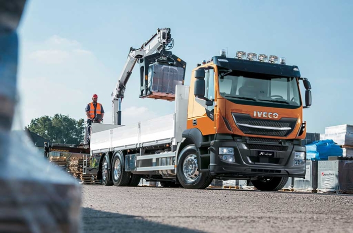 Iveco-Stralis_X_WAY_valnik_-_HNJ.jpg