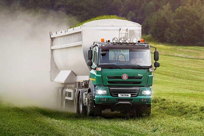 TATRA_PHOENIX_Euro5_6x6_tahac_navesu_velkoobjemovy_vanovy_navesu_panav.jpg
