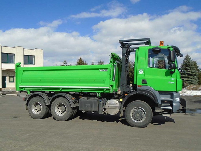 TATRA_PHOENIX_Euro6_6x6_traktor_sklapec_S3.jpg