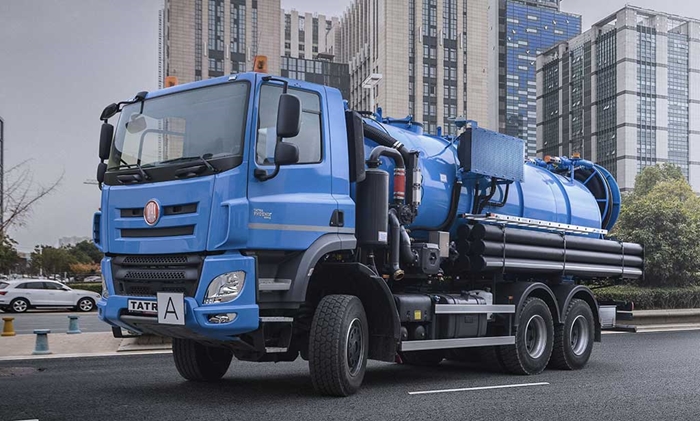 TATRA_PHOENIX_Euro6_6x6_nastavba_pro_cisteni_kanalizaci.jpg