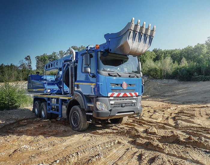 TATRA_PHOENIX_Euro6_6x6_UDS.jpg