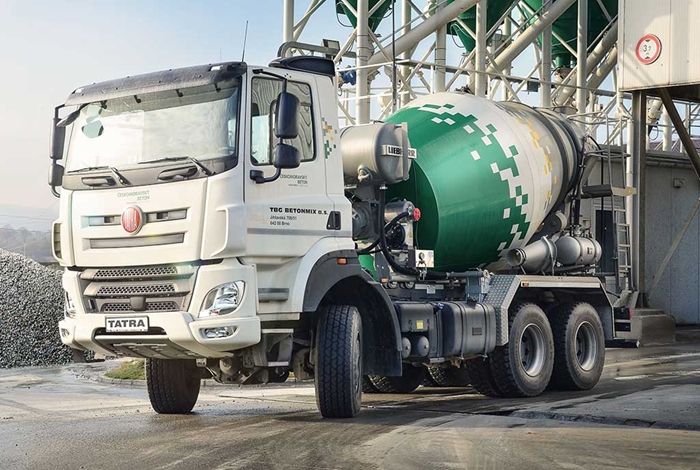 TATRA_PHOENIX_Euro6_6x6_domichavac_betonu_LIEBHERR.jpg