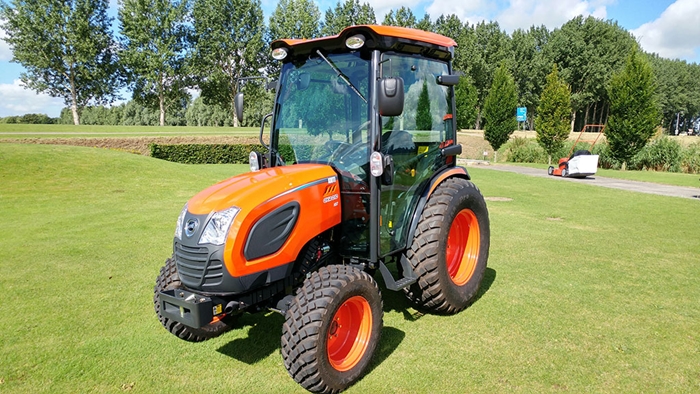 Traktor-Kioti-CK4030CH-(1).jpg