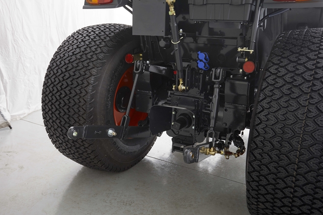 traktor-kioti-dk5020ch3_optimized.jpg