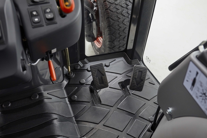 traktor-kioti-dk5020ch8_optimized.jpg