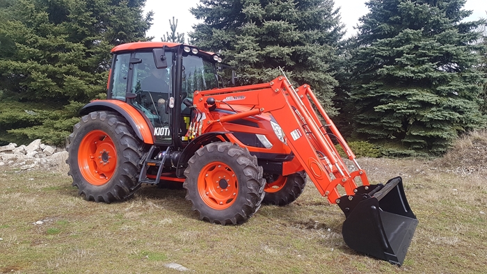 Traktor-Kioti-PX1053PC-celni-nakladac.jpg
