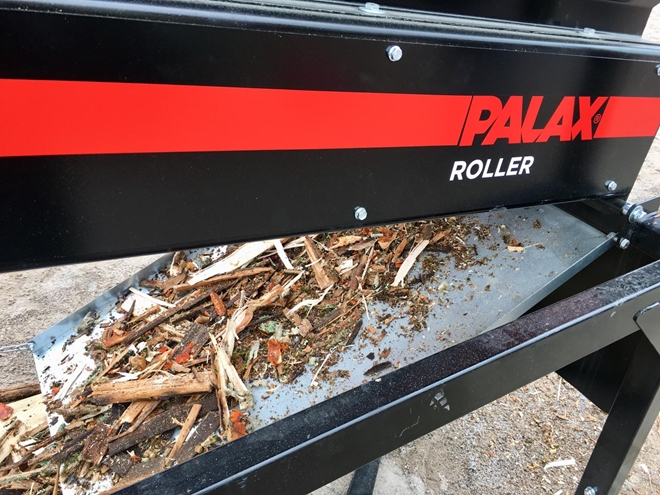 palax-roller-cleaning-firewoods-5.jpeg