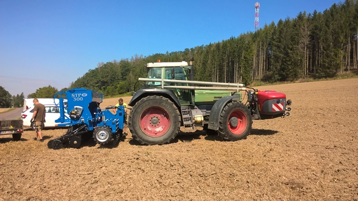 Seci-stroj-Ripper-STP-300-v-podniku-Agro-Libomerice-05.jpg