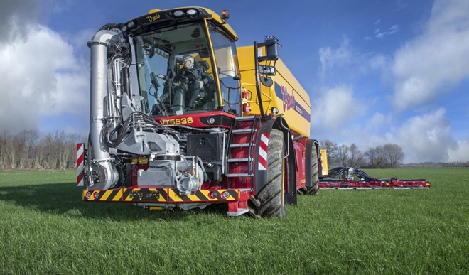 AB9V8803-1500x880.jpg