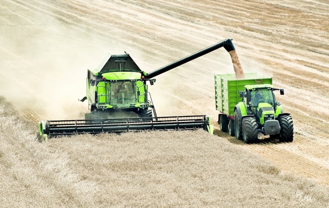 Kombajn_Deutz-Fahr_C7000_1.jpg