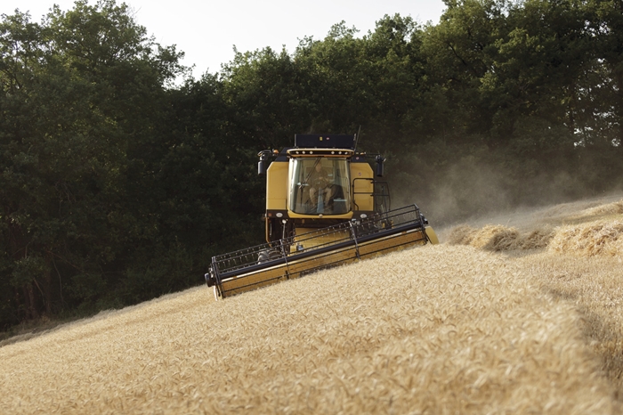 Kombajn_New_Holland_TC_3.jpg